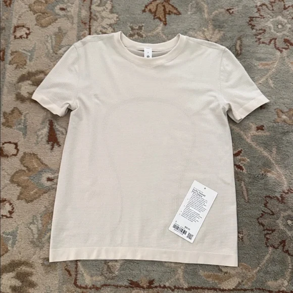 lululemon athletica Cream Short Sleeve Ribbed Tee - Picture 3 of 7